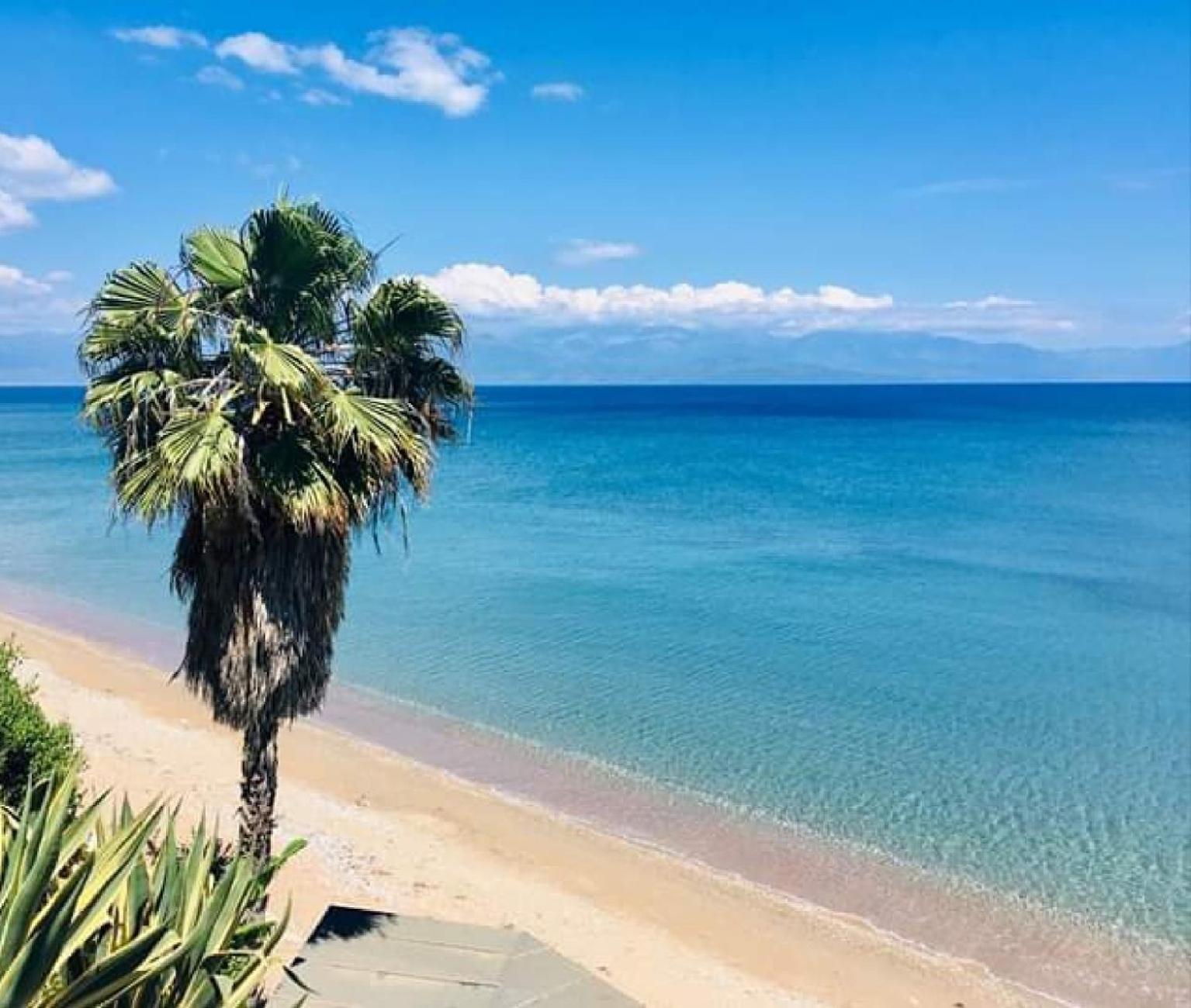 Panorama Beach Chrani Exteriör bild